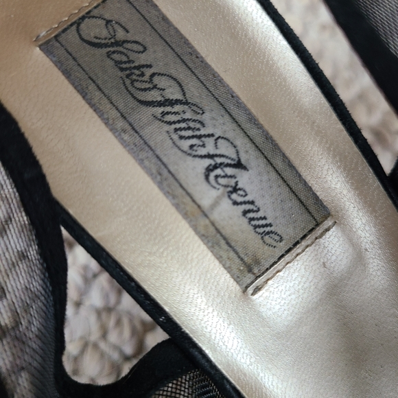 9 vintage heels, sheet and black suede, 3" heel, Italy, Saks Fifth Avenue - Picture 8 of 9